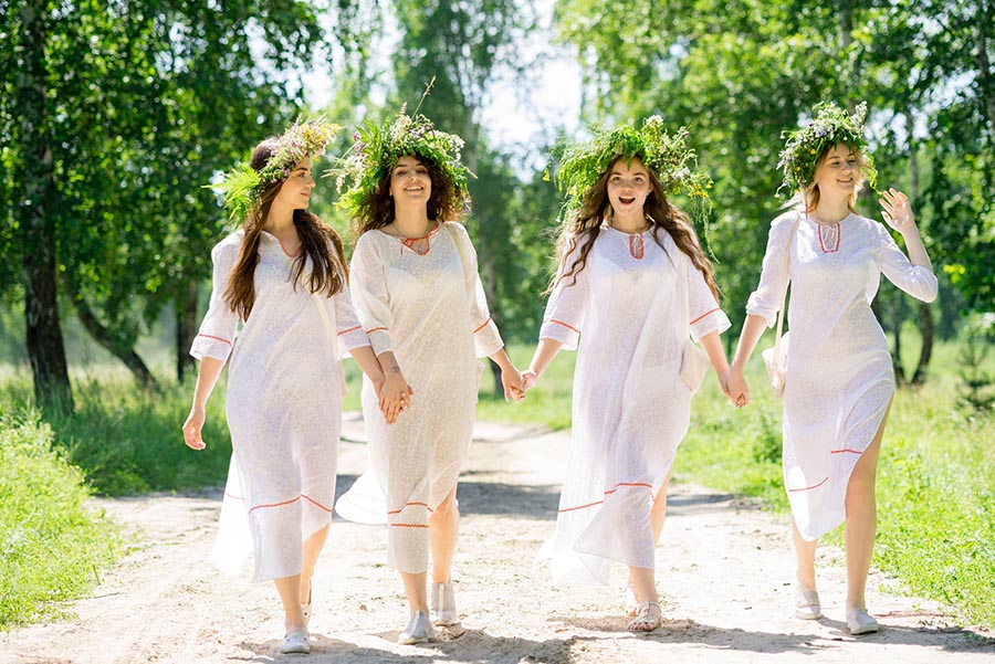 Slavic girls in Chifeng