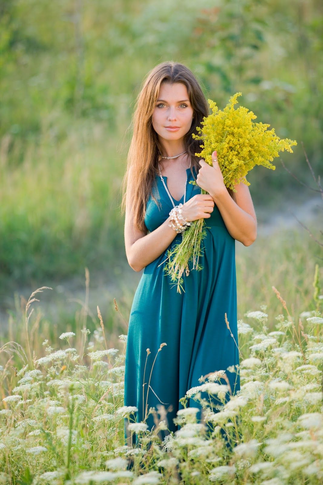 Slavic women in Chifeng