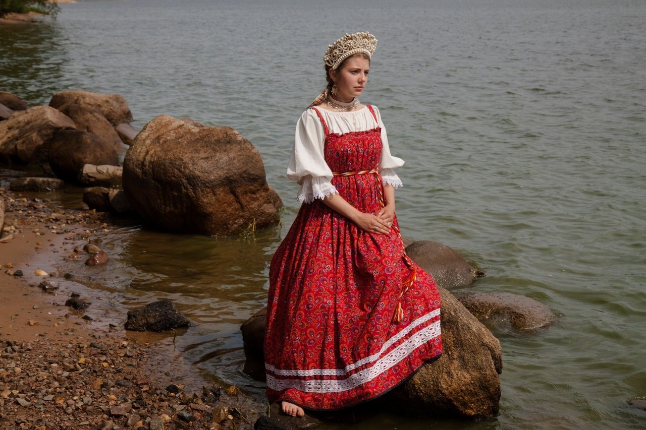 Women in Slavic costumes in Chifeng