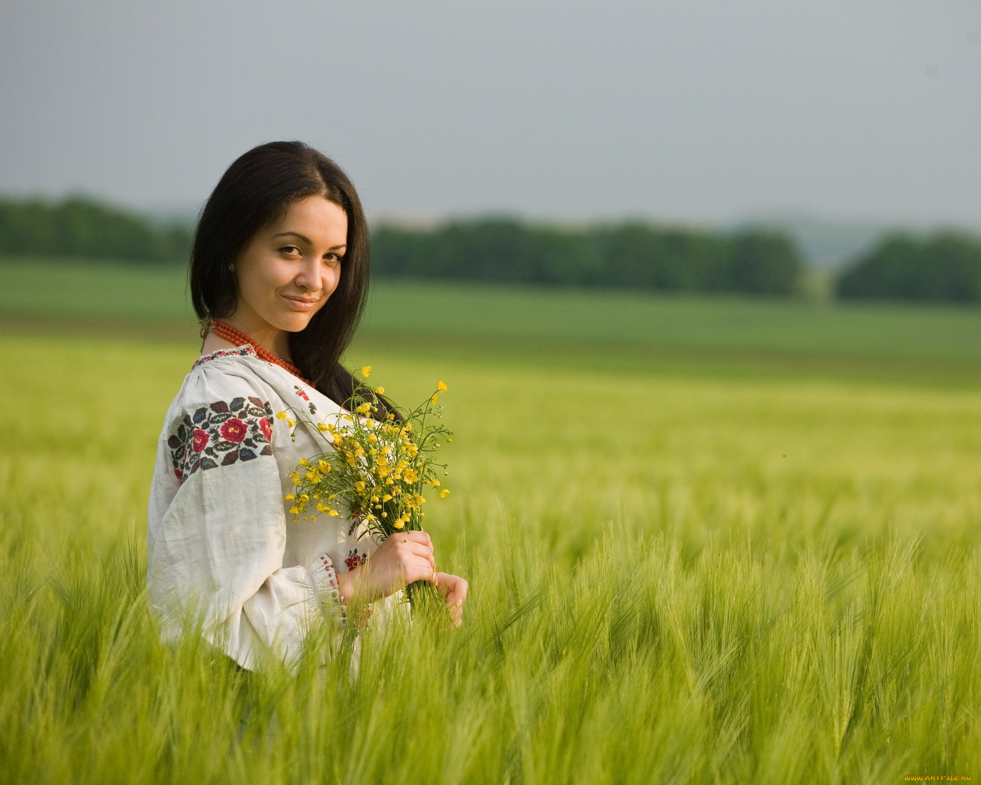 Women in Slavic costumes in Chifeng