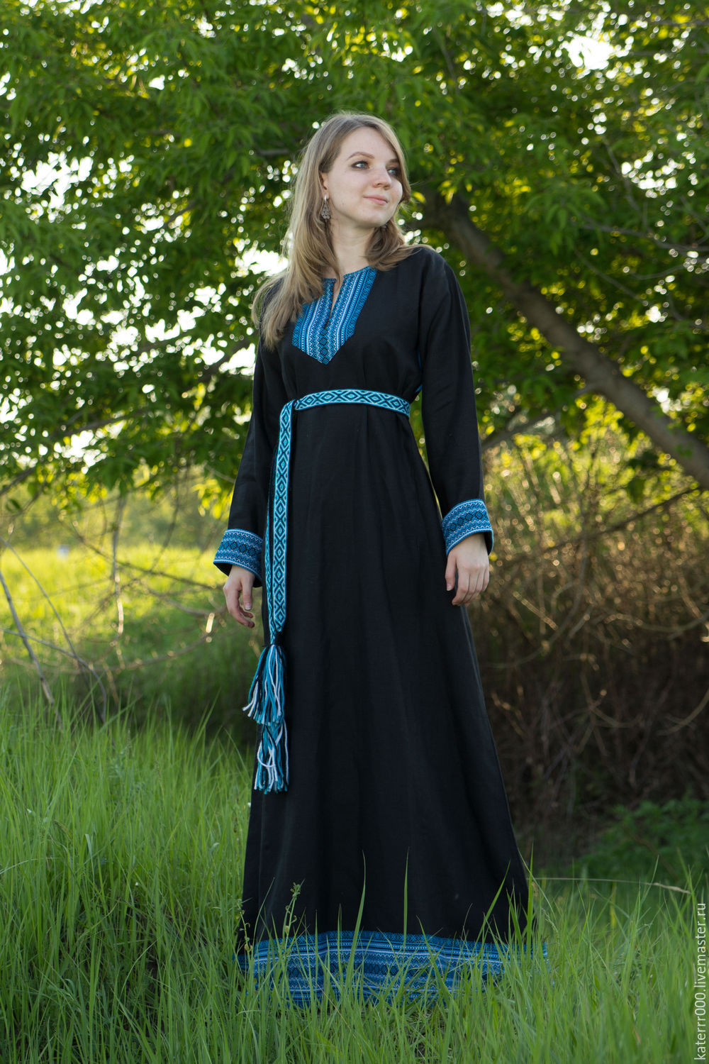 Women in Slavic costumes in Chifeng